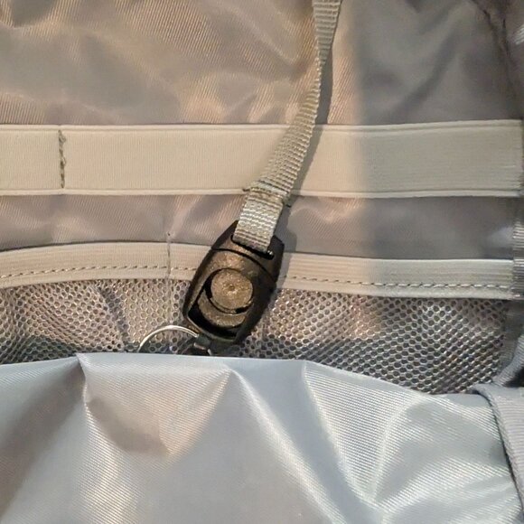 OneToAll Outdoor Hydration Backpack 2L Water Bladder Green Hiking Cycling Bag - Picture 4 of 16